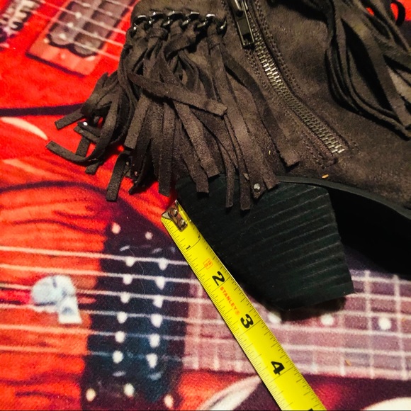 SALE!!! Frisky Fringed Not Rated Suede Gray Booties! - Picture 12 of 13